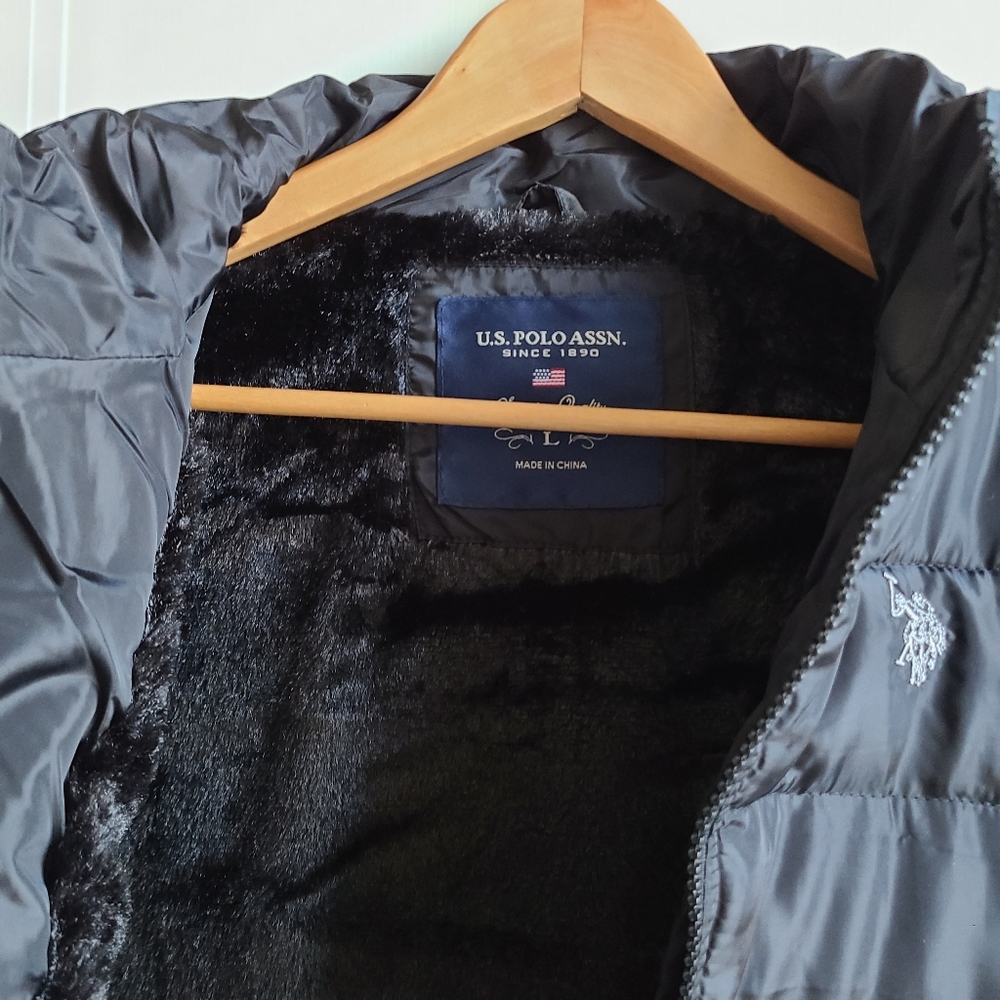 U.S Polo ASSN Women's Cozy Fur Lined Vest - Picture 11 of 14